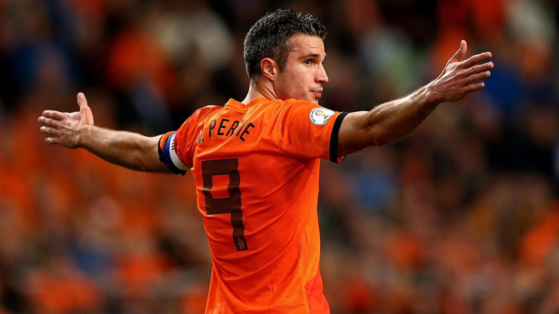 詹姆斯重返赛场，最后时刻胜出首场状态出色，瑞士队观众沸腾！赢得满堂喝彩-中国体育